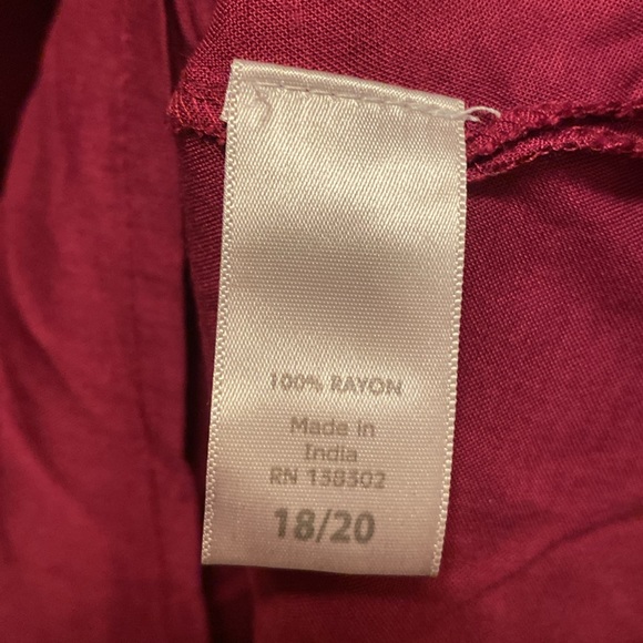 Brand New Avenue Maroon 3/4 Length Sleeves Top…size 18/20 - Picture 4 of 5